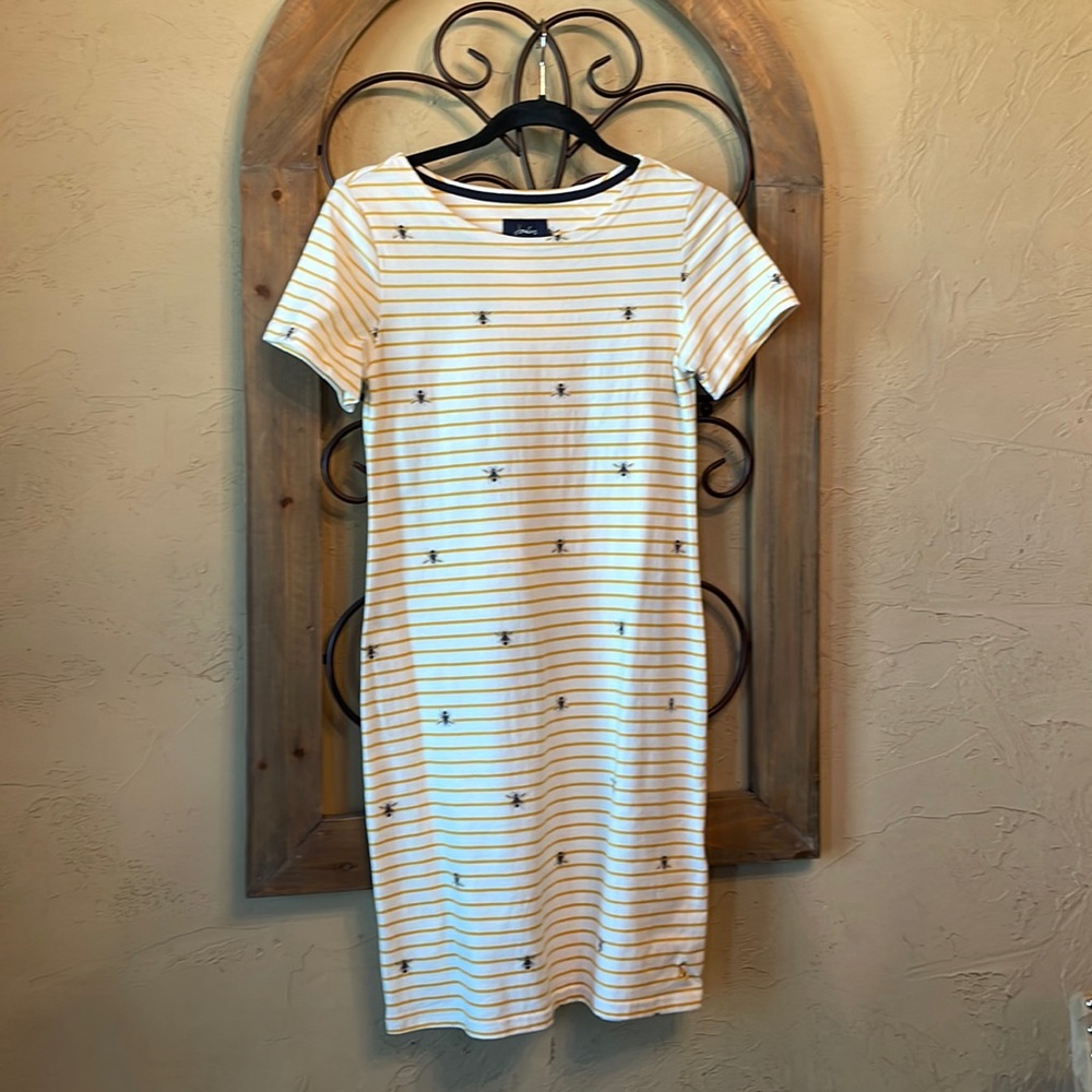 Yellow/white with bumble bees summer dress